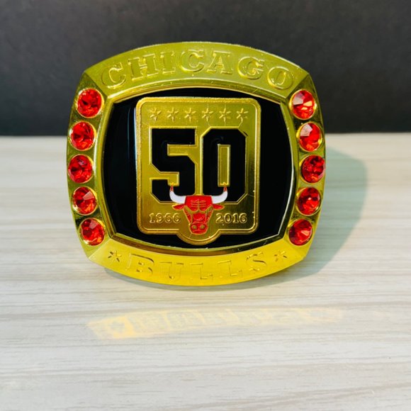 Chicago Bulls 50th Anniversary Commemorative Official  Championship Ring - Picture 1 of 7